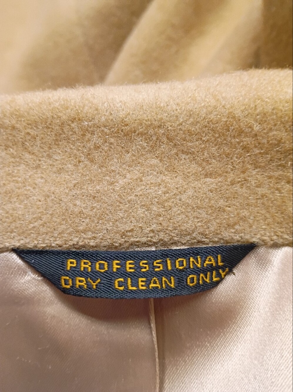 60's "Camel Hair" Vintage Overcoat Made In USA - Picture 10 of 15